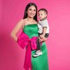 Super Mom, Ini Potret Vanessa Angel Gendong Baby Gala Sky yang Tinggal Kenangan