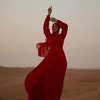 8 Pemotretan Dinda Hauw dan Rey Mbayang di Gurun Pasir Dubai, Cetar Pakai Baju Serba Merah