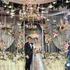 Potret Pernikahan Sonia Fergina Puteri Indonesia 2018, Anggun dengan Gaun Putihnya