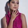 Ini Pesona Sandrinna Michele Hadiri SCTV Awards 2021, Glamour dengan Gaun Pink-nya