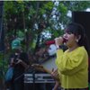 5 Potret Lawas Happy Asmara Nyanyi di Orkes Dangdut, Sederhana Banget