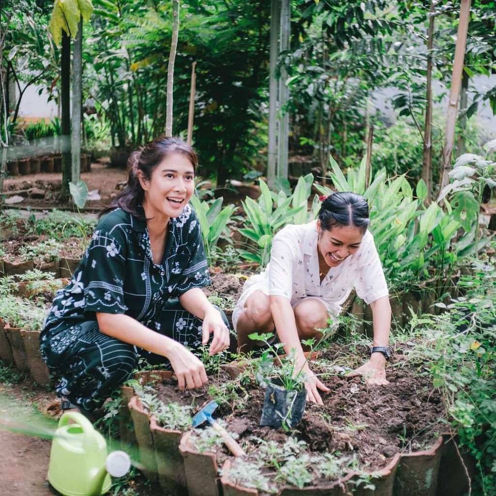 Bak Saudara Kembar, Ini Potret Dian Sastro dan Influencer Soraya Cassandra yang Punya Wajah Sangat Mirip