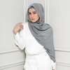 Anggun karena Berhijab, Berikut 10 Potret Olla Ramlan yang Masuk Nominasi Wanita Tercantik Dunia 2021