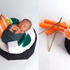 10 Potret New Born Baby Rayyanza, Gemes Banget Cosplay Jadi Sushi