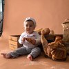 Baby Ukkasya Anak Zaskia Sungkar Jalani Pemotretan, Dandan ala Chef hingga Ditemani Teddy Bear