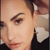 Makin Ekstrem, Ini Potret Terbaru Demi Lovato dengan Rambut Botaknya