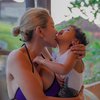 10 Potret Nikita Mirzani Liburan ke Bali, Pakai Swimsuit Two Pieces Pamer Body Goals Idaman