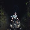 Potret Ranty Maria Main ATV di Air Terjun, Jiwa Petualangnya Kece Banget!