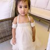 10 Potret Baby Briel Anak Momo Geisha, Mulai Centil dan Bergaya Tolak Pinggang Persis Sang Mama