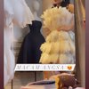 7 Potret Yuni Shara Anggun Pakai Dress Bulu Angsa Super Mini, Pesonanya Bak Cewek ABG