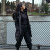 7 Potret Fanny Ghassani Pakai Outfit Hitam, Banjir Pujian Netizen