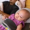 9 Potret Wendy Cagur Gendong Baby Aiko Putri Bungsunya, Sama-sama Berkepala Botak Super Gemes