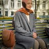7 Potret Amanda Rawless Berhijab di Film Merindu Cahaya de Amstel, Cantik dan Bikin Adem Banget