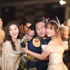 10 Potret Fuji dan Fadly Faisal Hadiri Acara di Balikpapan sama Crazy Rich, Pesonanya Bak Putri Pangeran