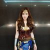 Tampak Cantik dan Elegan, Ternyata Cosplayer Wonder Woman Satu Ini Dulunya adalah Pria lho