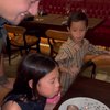 9 Potret Perayaan Ulang Tahun Kiyomi, Putri Bungsu Jennifer dan Irfan Bachdim yang Bule Banget