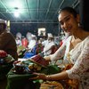 Beragama Hindu, Ini Pesona Happy Salma Saat Jalani Ritual dengan Pakai Baju Adat Bali yang Ayu