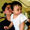  7 Potret Steno Ricardo Momong Anak Sebelum Bercerai dengan Mawar AFI