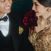 10 Potret Resepsi Pernikahan Belva Devara, Gaun Sabrina Padukan Batik dan Kebaya Mewah Banget!