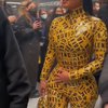 Primadonanya Paris Fashion Week, Ini 5 Potret Nyentrik Kim Kardashian yang Dibalut Lakban