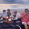 Akur Banget, Ini Sederet Momen Venna Melinda Ajak Ferry Irawan Bertemu dengan Mantan Suaminya