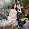 Ini Gaya Maternity Shoot Selebgram Nanda Arsyinta dengan Baby Bump yang Besar, Cantik Gunakan Tema Bunga!