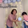 10 Momen Gender Reveal Anak ke-2 Cut Meyriska, Roger Danuarta Heboh dan Girang Bakal Dapat Putra Laki-Laki