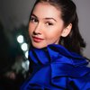 10 Potret Sandrinna Michelle Hadiri SCTV Awards 2022, Pakai Gaun Biru dengan Belahan Tinggi