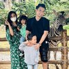 8 Momen Seru Rachel Vennya dan Okin Ajak Anak-anak Liburan ke Taman Safari, Netizen Ramai-ramai Doakan Rujuk!