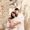 13 Pesona Jessica Iskandar di Maternity Shoot Terbaru, Perut Besar Menonjol Dicium El Barack dan Vincent Verhaag