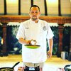 Kini Tinggal Kenangan, Ini 10 Potret Chef Lucky Andreono yang Selalu Tersenyum Saat di Dapur