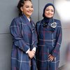 11 Potret Kebersamaan Tika dan Tiwi T2, Bakal Comeback Nyanyi Lagi Nih?