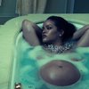 11 Potret Maternity Shoot Rihanna, Pamer Baby Bump Pakai Pakaian Ketat Serba Terbuka 