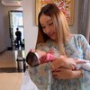 11 Potret Lucinta Luna Momong Ameena Sampai Nyanyikan Lagu Timang-timang, Netizen: Untung Gak Sawan