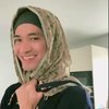 9 Potret Ragil Mahardika Saat Bulan Ramadan di Jerman, Ganteng Pakai Peci Sekaligus Cantik Saat Berhijab