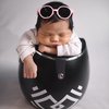 10 Potret Baby Ameena Pakai Kaca Mata Hitam, Gayanya Super Gemoy!