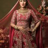 Disebut Mirip Aktris Bollywood Kareena Kapoor, Ini 10 Potret Tania Nadira Mantan Istri Tommy Kurniawan yang  Mempesona