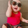 8 Potret Centil Baby Gendhis, Anak Nella Kharisma yang Makin Jago Berpose di Depan Kamera