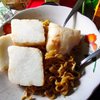 Nessi Judge Kaget Kira Makan Mie dan Nasi Hanyalah Mitos, Balasan Netizen Tunjukkan Campuran Makanan yang Nyeleneh ini Bikin Ngakak