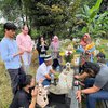 10 Potret Ragil Mahardika dan Suami Kembali ke Indonesia, Asyik Jalan-Jalan hingga Ketemu Sejumlah Artis