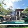 Keseruan Ayu Dewi Liburan di Bali, Menginap di Villa yang Pernah Ditempati Obama loh!