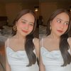 7 Pesona Prilly Latuconsina Pakai Outfit Serba Putih, Cantik Bak Bidadari Surga!