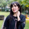 7 Pesona Ussy Sulistyawati di Usia 40 Tahun, Badan Ramping dan Wajah Cantik Bak Masih Remaja