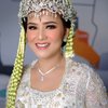 Pakai Adat Sunda, Ini Pesona Masayu Clara Saat Akad Nikah