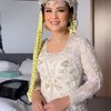 Pakai Adat Sunda, Ini Pesona Masayu Clara Saat Akad Nikah