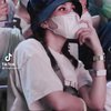 Potret Ayu Ting Ting Rela Berdesakan dengan Fans Demi Ajak Bilqis Nonton NCT Dream, Tuai Pujian Netizen