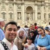 10 Potret Mesra Raffi Ahmad dan Nagita Slavina Liburan di Italia, Salfok karena Baby Rayyanza Gemes Banget!