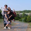 10 Potret Keluarga Ranty Maria yang Baru Terekspose, Ayahnya Asal Korea Selatan lho!