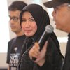 8 Artis Indonesia Ini Pernah Konflik dengan Wartawan, Ada yang Nendang Hingga Nodongin Pistol