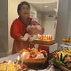 13 Potret Perayaan Ulang Tahun Mertua Nikita Willy di Amerika, Keberadaan Baby Izz Bikin Salfok 